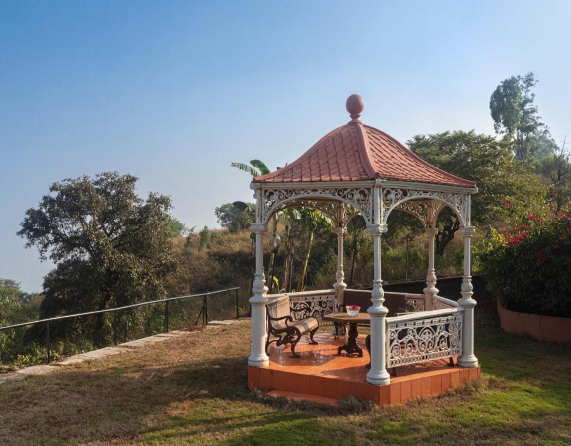 Saffronstays Aurelia, Panchgani - Balinese Villa With Breathtaking Valley Views Kültér fotó