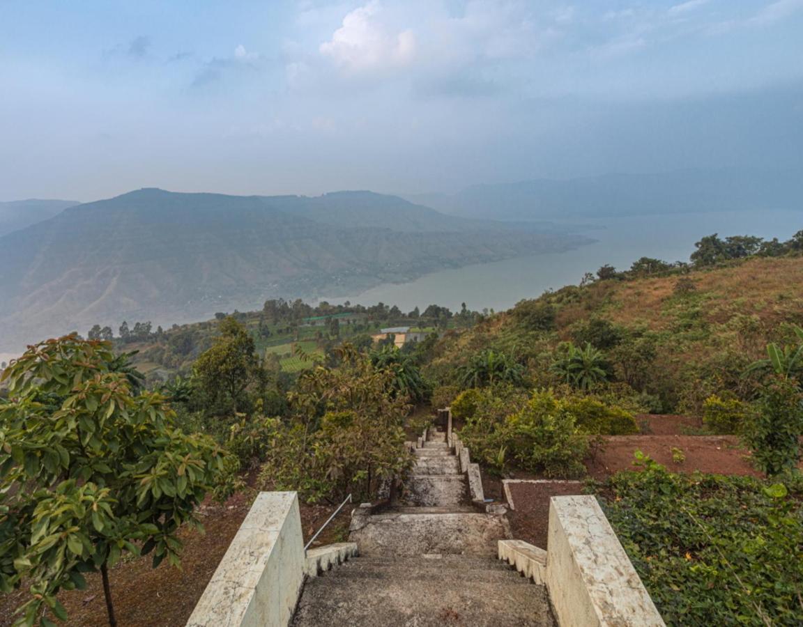 Saffronstays Aurelia, Panchgani - Balinese Villa With Breathtaking Valley Views Kültér fotó
